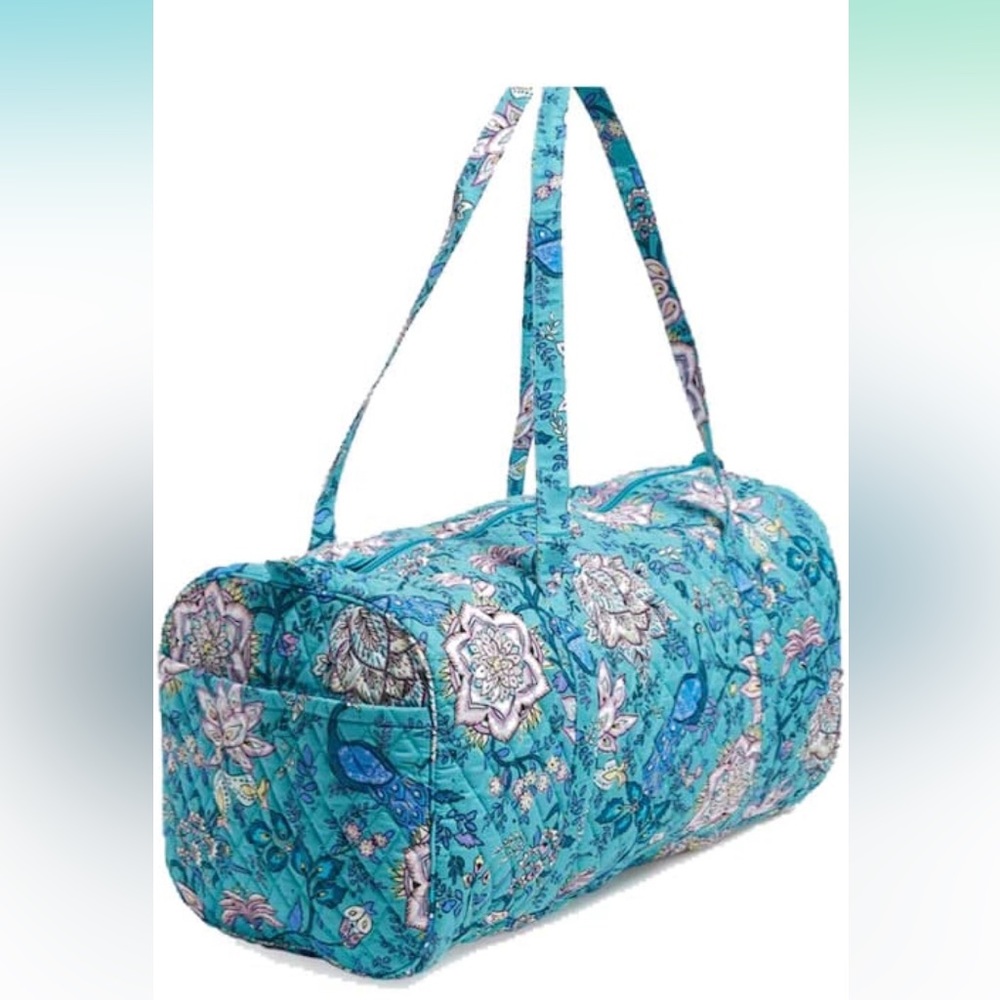 VERA BRADLEY LARGE TRAVELER DUFFLE